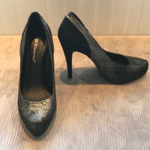 BCBGeneration Two Tone Suede Pumps Size 8 1/2